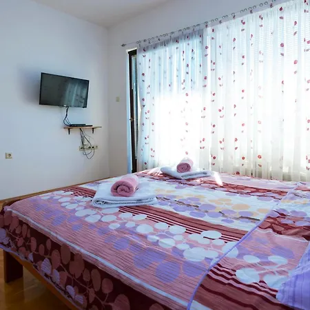 - Diklo 5887a * Zadar