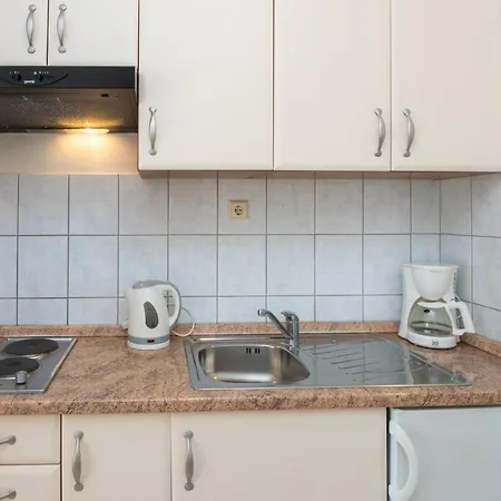 - Diklo 5887a Apartamento *
